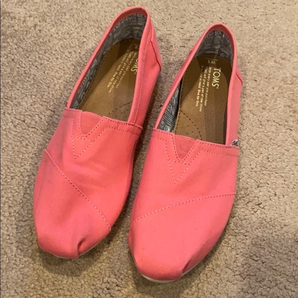 Toms Shoes - Pink Toms Classics